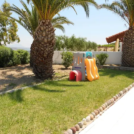 Anthoula Hotell