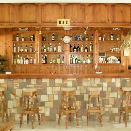 Anthoula Hotell